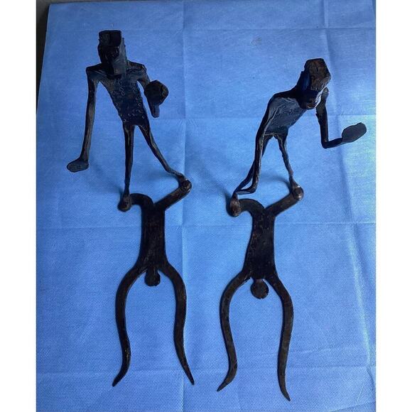 Vintage wrought iron walking man and shadow MCM bookends - Picture 3 of 4